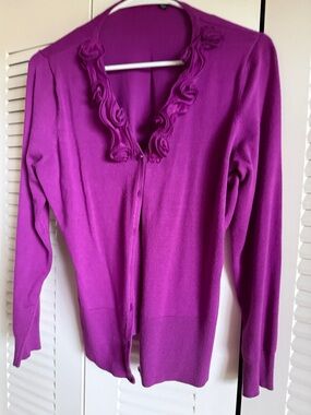 Women’s Magenta Ruffle V-Neck Cardigan Sweater
